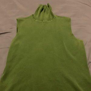DesignerOriginals Green Large Sleeveless Mock Neck